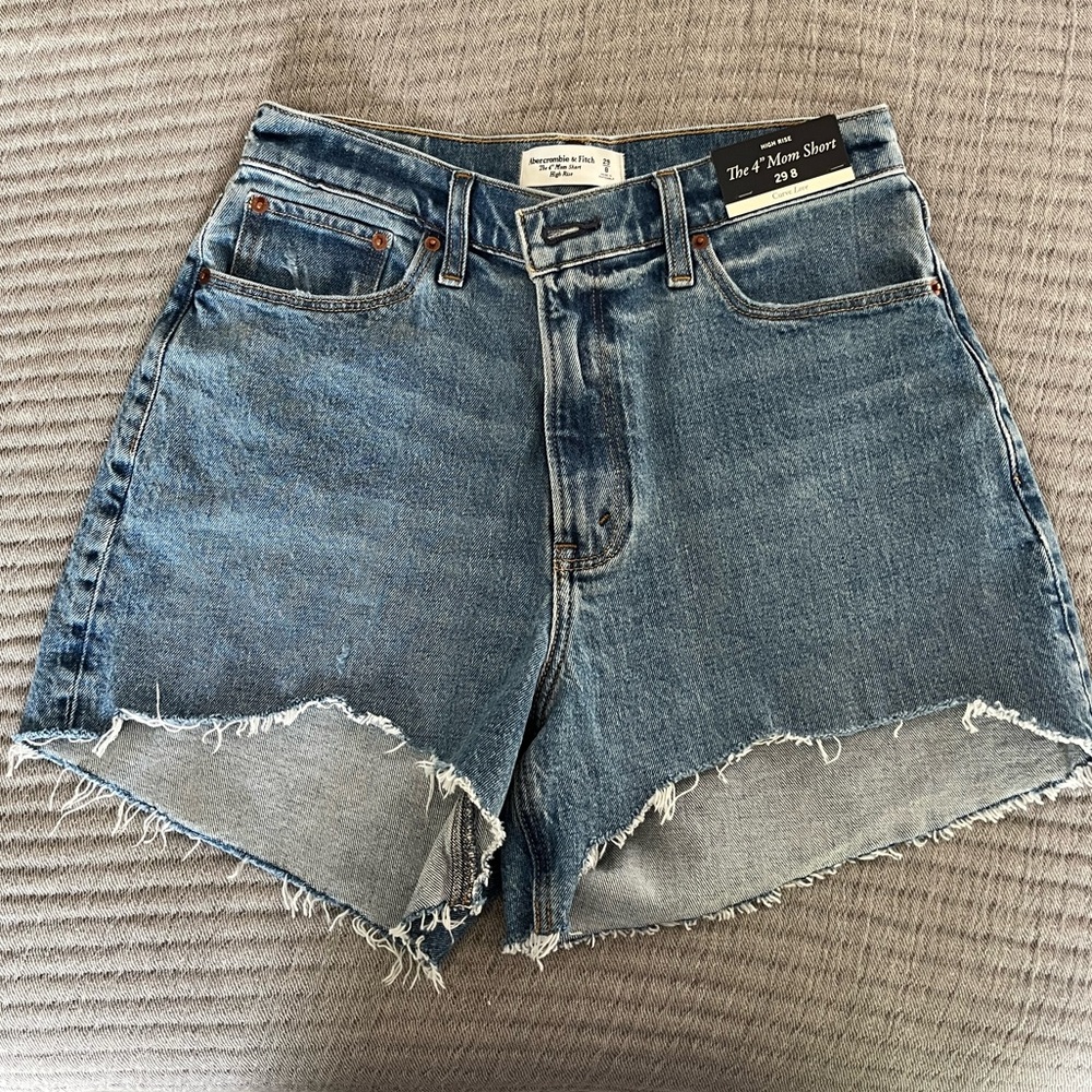 Abercrombie Mom Shorts!